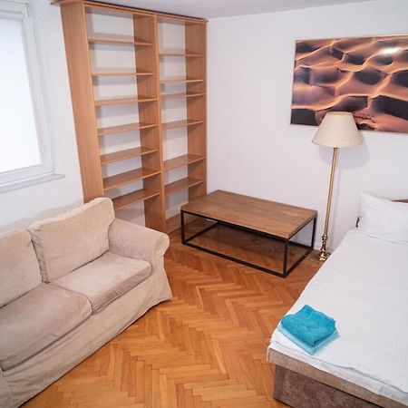 Apartroom Nowiniarska Warszawa Zewnętrze zdjęcie